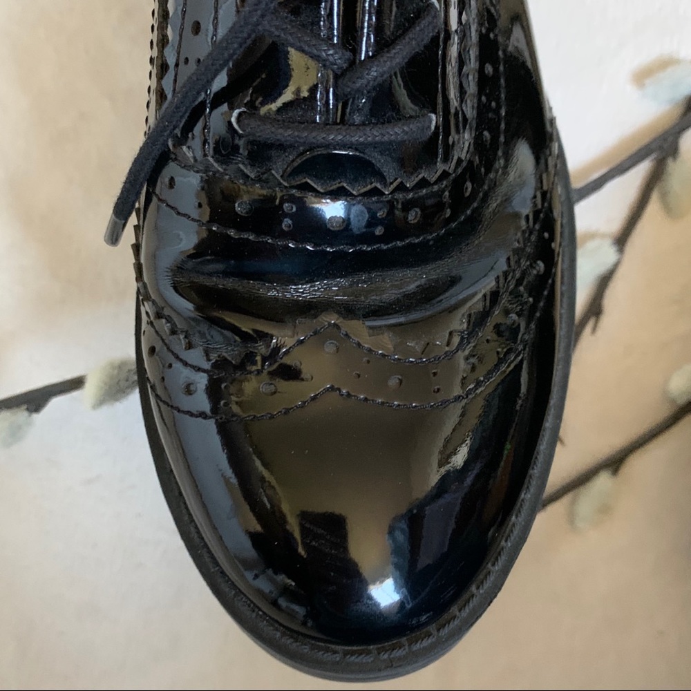 Franco Sarto Patent Leather Oxford Black Sz 8 EUC